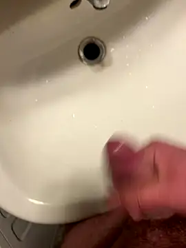 Snapshot of Ing-O2 chatting on 12-14-25, 06:41 Ing-O2 online show from 12-14-25, 06:41