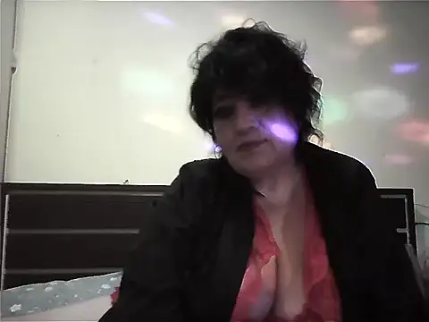 Laura Sky  online show from 11-02-25, 06:10