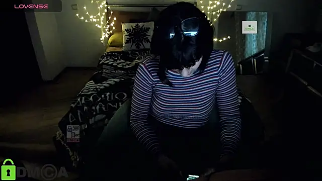 A Skyy online show from 04-21-26, 02:51