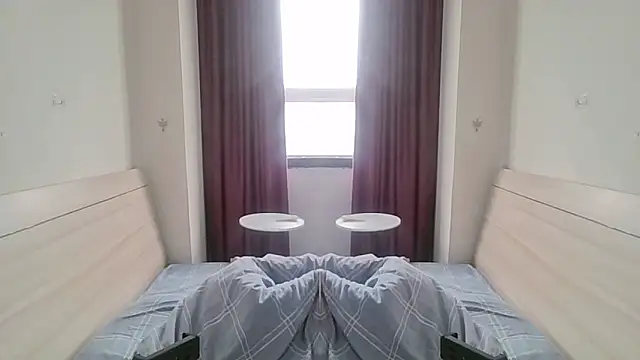 Snapshot of Xiaomao- chatting on 10-31-25, 06:14 Xiaomao- online show from 10-31-25, 06:14