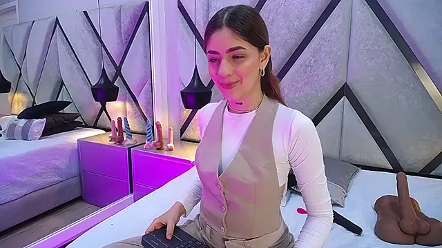 Snapshot of AriaWillss chatting on 11-27-25, 12:18 AriaWillss online show from 11-27-25, 12:18