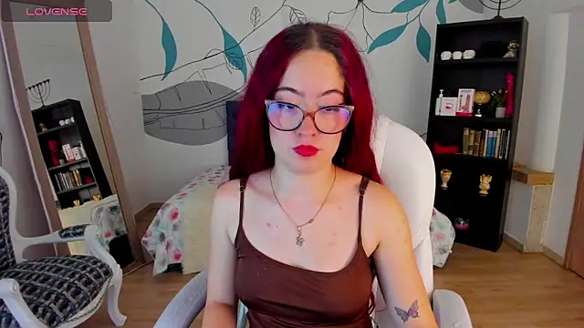 Amaraa couper1 online show from 03-04-26, 03:56