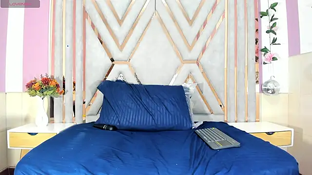 vanesaa mejia online show from 01-09-26, 08:17