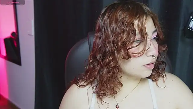 littlee red online show from 04-17-26, 08:45