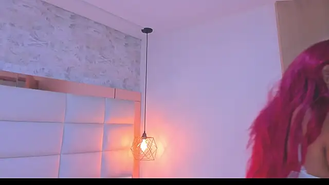 Sofia clk online show from 04-18-26, 03:32