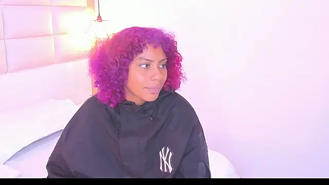 Sofia clk online show from 04-24-26, 03:09