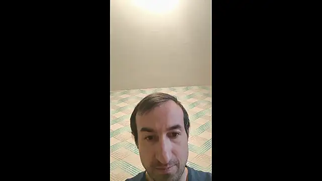 Snapshot of Andruu_ chatting on 11-05-25, 09:31 Andruu online show from 11-05-25, 09:31