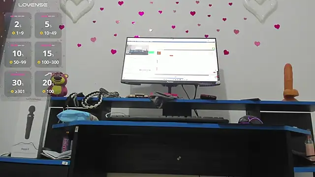 roxy rebel online show from 04-15-26, 07:10