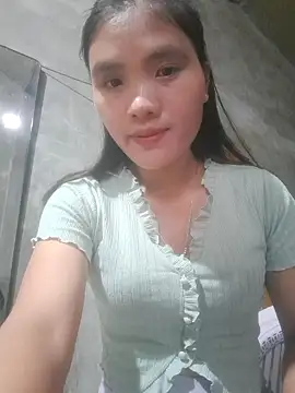 Snapshot of mira-show chatting on 10-20-25, 12:44 mira-show online show from 10-20-25, 12:44