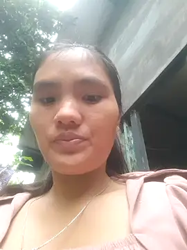 Snapshot of mira-show chatting on 10-20-25, 11:49 mira-show online show from 10-20-25, 11:49