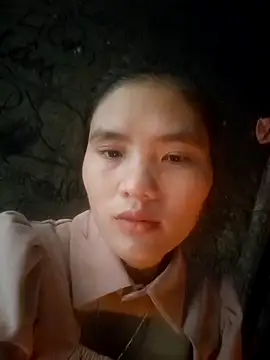 Snapshot of mira-show chatting on 11-04-25, 01:05 mira-show online show from 11-04-25, 01:05