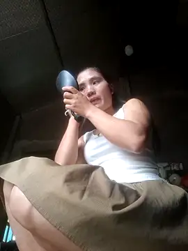 Snapshot of mira-show chatting on 11-10-25, 01:04 mira-show online show from 11-10-25, 01:04