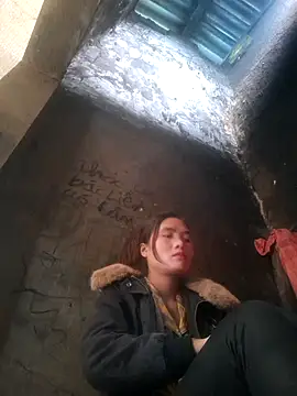 Snapshot of mira-show chatting on 11-20-25, 01:50 mira-show online show from 11-20-25, 01:50