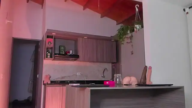 valeriahornier online show from 11-15-25, 06:44