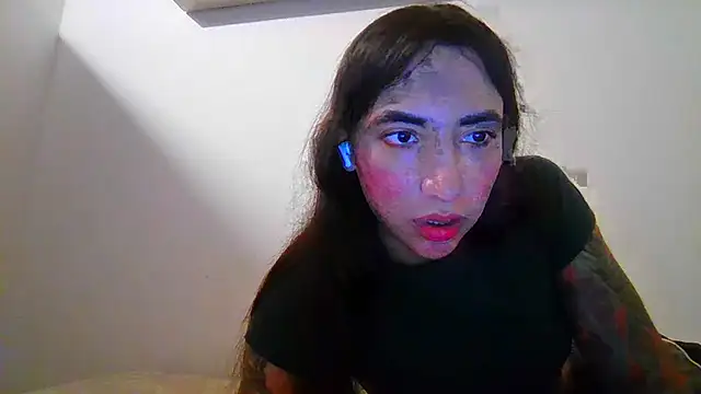 valeriahornier online show from 07-22-26, 12:02