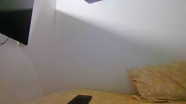 valeriahornier online show from 07-23-26, 11:57