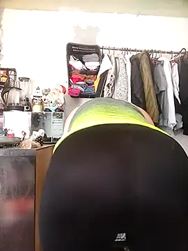 Alondrabb80 online show from 12-20-25, 03:30