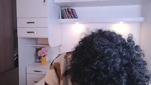 Snapshot of MartiRuis10 chatting on 11-11-25, 09:37 MartiRuis10 online show from 11-11-25, 09:37