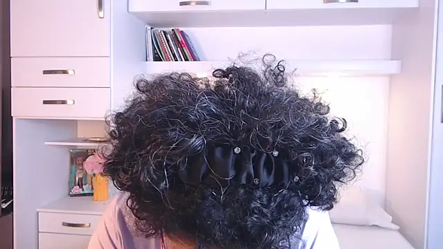 Snapshot of MartiRuis10 chatting on 11-20-25, 09:14 MartiRuis10 online show from 11-20-25, 09:14