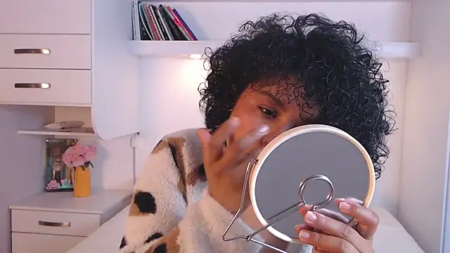 Snapshot of MartiRuis10 chatting on 12-04-25, 10:18 MartiRuis10 online show from 12-04-25, 10:18