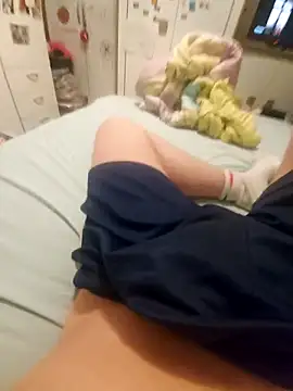 Snapshot of fredo75000 chatting on 10-30-25, 01:29 fredo75000 online show from 10-30-25, 01:29