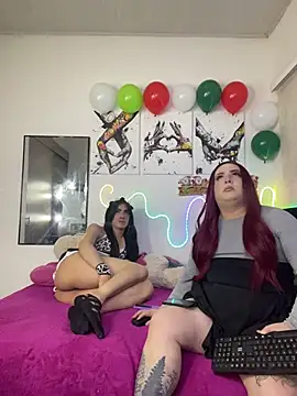 Agattha22 online show from 11-30-25, 06:17