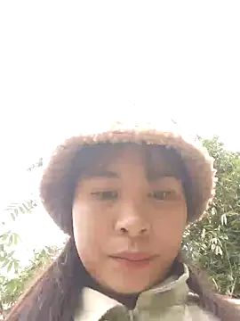 Squirrel-Pear online show from 11-03-25, 10:16