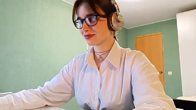 IcyKleys online show from 10-19-25, 12:39