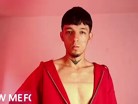 Snapshot of rosse__one chatting on 11-06-25, 03:35 rosse one online show from 11-06-25, 03:35