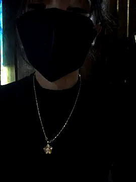 Snapshot of Kylie_beem chatting on 11-13-25, 01:48 Kylie beem online show from 11-13-25, 01:48