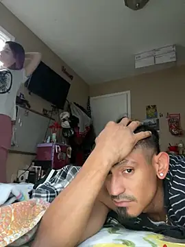 chocolatestrawberrydips online show from 12-05-25, 03:41