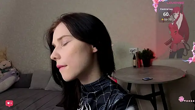 Mell Hyees online show from 11-16-25, 04:45