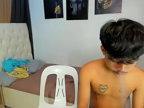 hardcocktwink online show from 11-02-25, 05:04