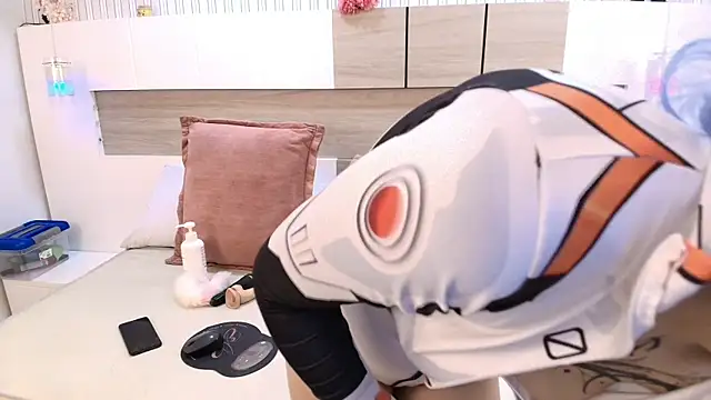 Kaoriabyss  online show from 12-13-25, 08:36