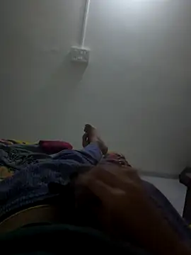 Snapshot of sugar_seeker chatting on 11-03-25, 05:03 sugar seeker online show from 11-03-25, 05:03