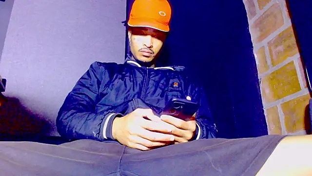 Anaconda larga online show from 02-15-26, 02:47