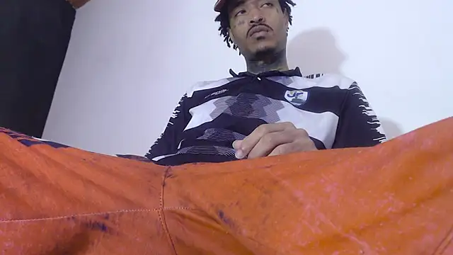 Anaconda larga online show from 04-02-26, 02:04