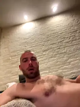 Rotteei1 online show from 11-02-25, 07:49