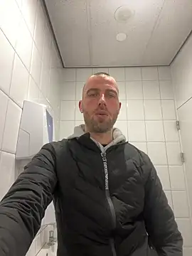 Rotteei1 online show from 04-24-26, 08:17