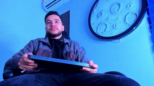 mike 257 online show from 04-01-26, 11:55