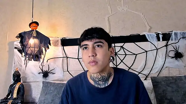 SantiOlsen online show from 10-24-25, 11:39