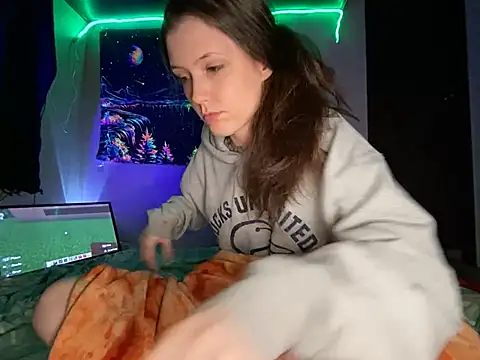 Snapshot of Thedeepwebcutie chatting on 02-19-26, 09:49 Thedeepwebcutie online show from 02-19-26, 09:49