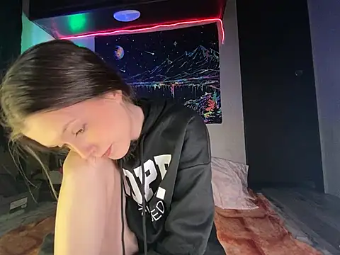 Snapshot of Thedeepwebcutie chatting on 02-28-26, 05:08 Thedeepwebcutie online show from 02-28-26, 05:08