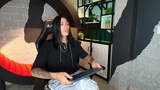 ArohomLester online show from 11-02-25, 11:12