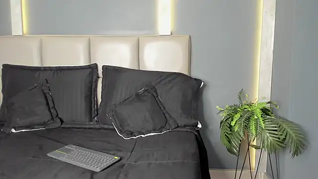 ArohomLester online show from 12-03-25, 11:19