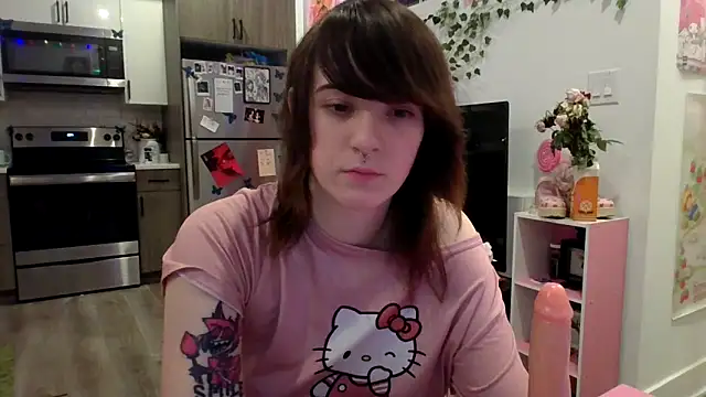 Trickylucy555 online show from 10-19-25, 06:36