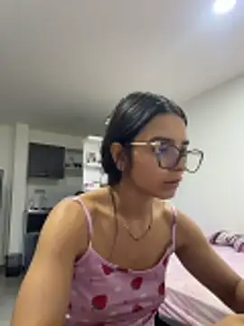 Snapshot of violeta365 chatting on 06-04-26, 03:07 violeta365 online show from 06-04-26, 03:07