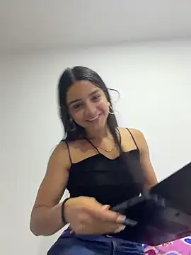 Snapshot of violeta365 chatting on 06-10-26, 02:49 violeta365 online show from 06-10-26, 02:49