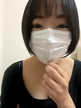 Snapshot of Yurika_oO chatting on 11-04-25, 12:04 Yurika oO online show from 11-04-25, 12:04