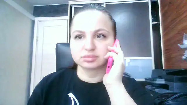 Denalynn online show from 03-12-26, 01:56